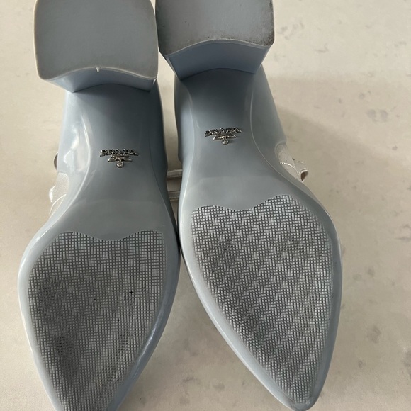 Prada metallic silver leather dual strap mary jane shoes with block heel. - Picture 7 of 14